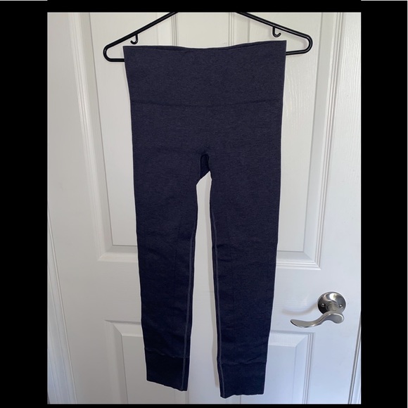 Lululemon Ebb to Street Crop 23” - Picture 1 of 3